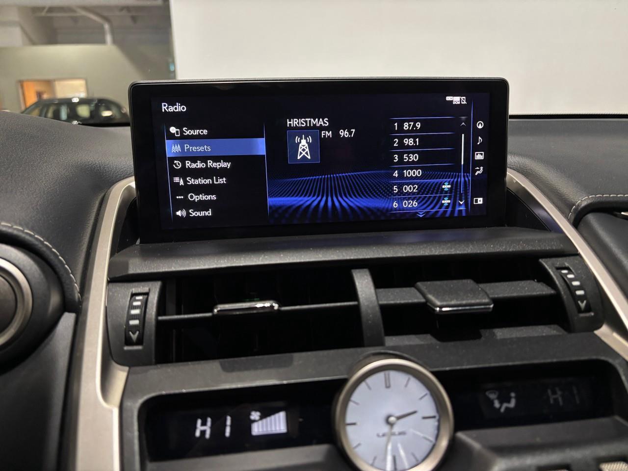 2021 Lexus NX 300  Photo