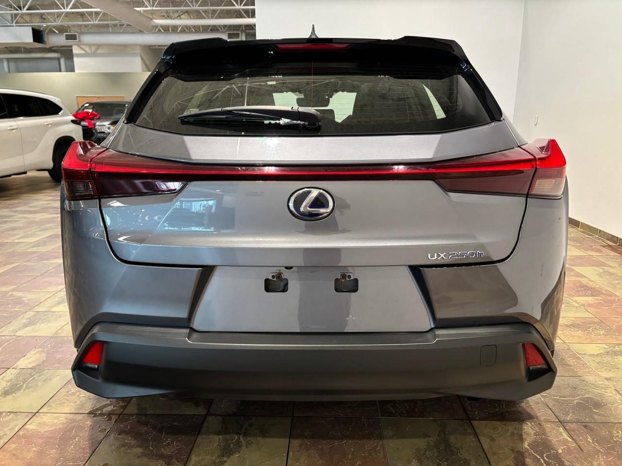2021 Lexus UX 250H PREMIUM PACKAGE   LEXUS CERTIFIED PRE-OWNED   CARF Photo