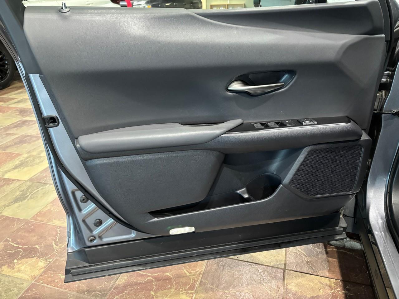 2021 Lexus UX 250H PREMIUM PACKAGE   LEXUS CERTIFIED PRE-OWNED   CARF Photo