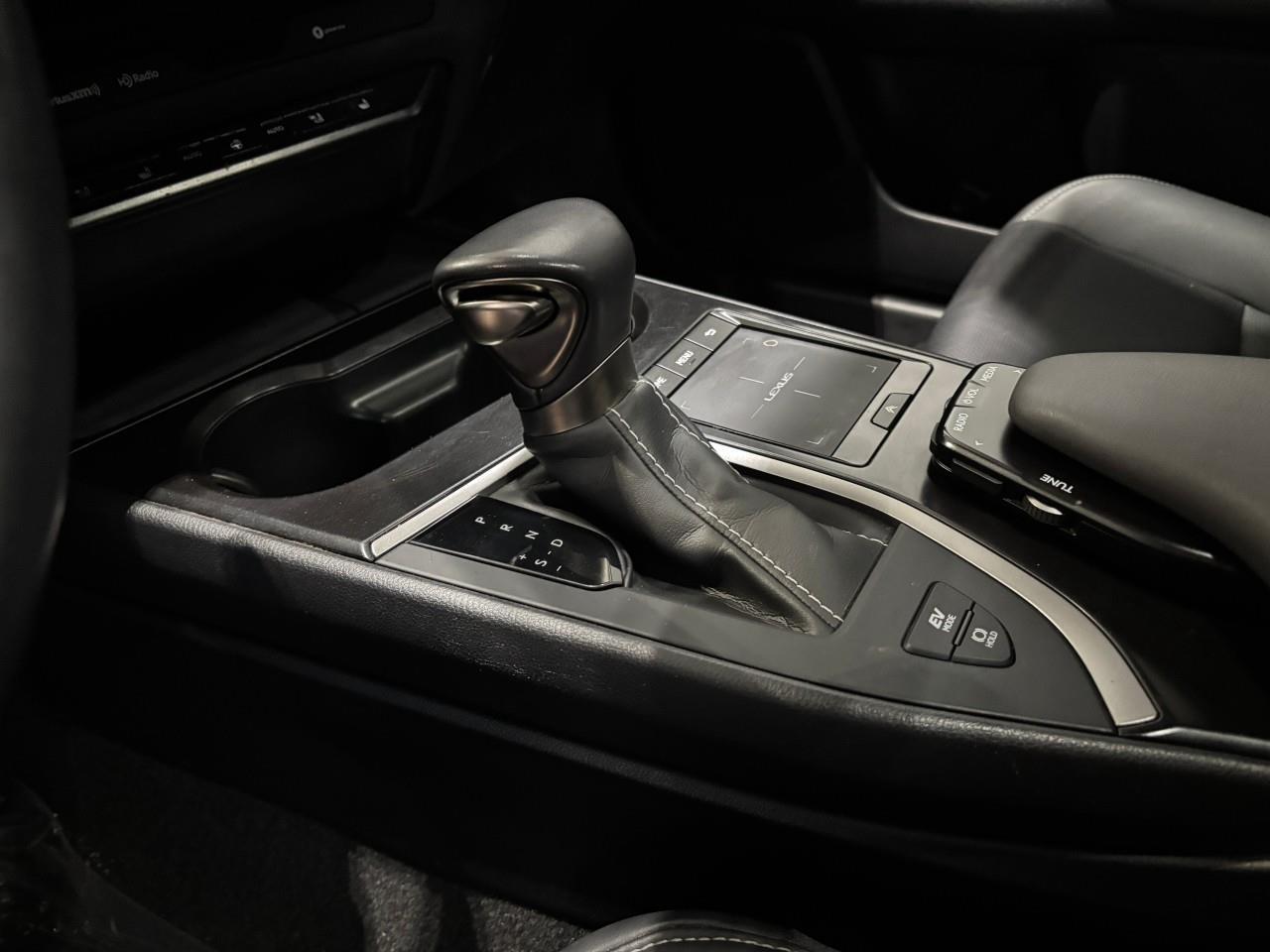 2021 Lexus UX 250H PREMIUM PACKAGE   LEXUS CERTIFIED PRE-OWNED   CARF Photo