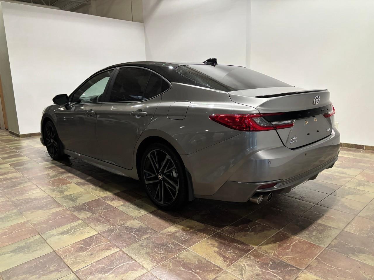 2025 Toyota Camry XSE Photo2