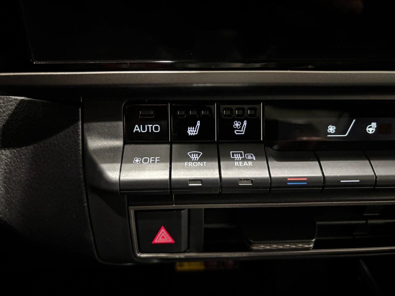 2025 Toyota Camry XSE Photo