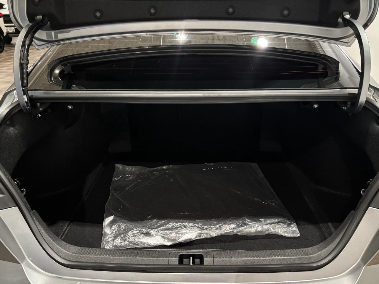 2025 Toyota Camry XSE Photo