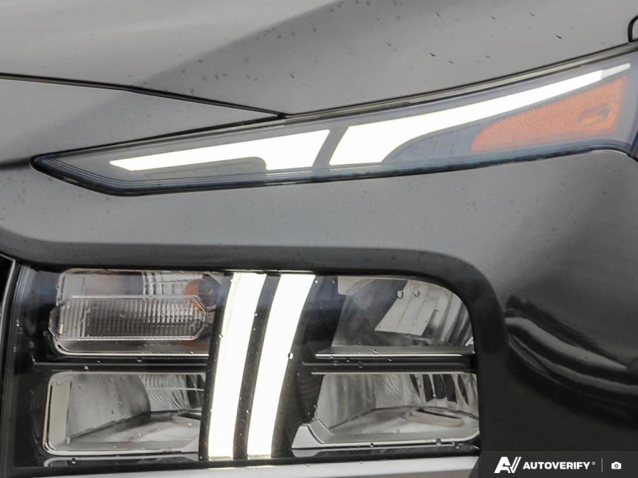 2021 Hyundai Santa Fe Preferred Photo