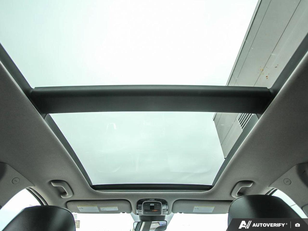 2021 Hyundai Santa Fe Preferred Photo