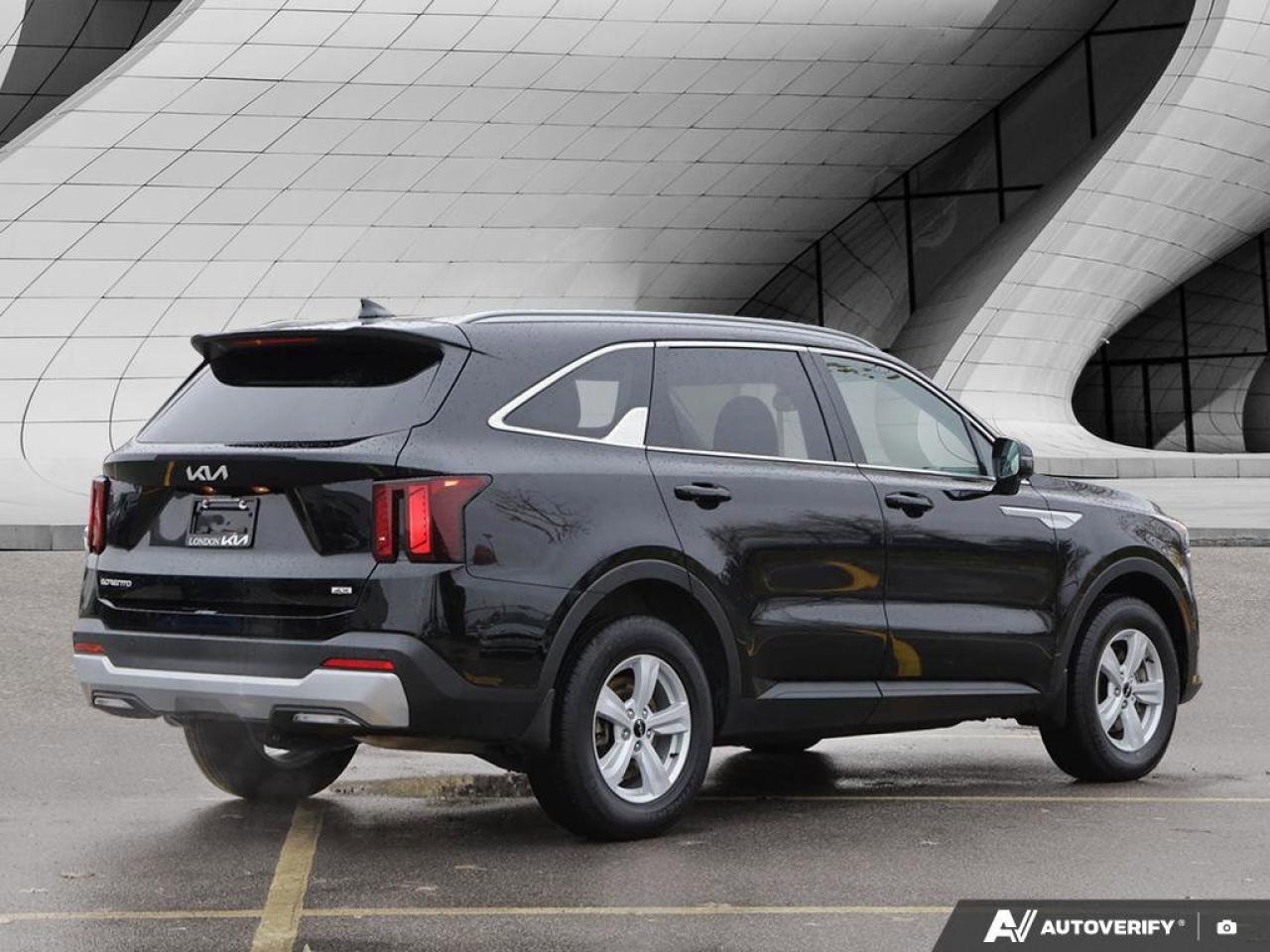 2024 Kia Sorento LX   AWD   Heated Seats   Apple CarPlay   Backup C Photo