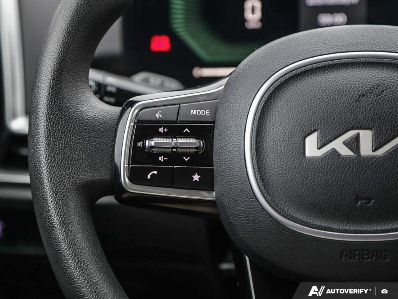 2024 Kia Sorento LX   AWD   Heated Seats   Apple CarPlay   Backup C Photo