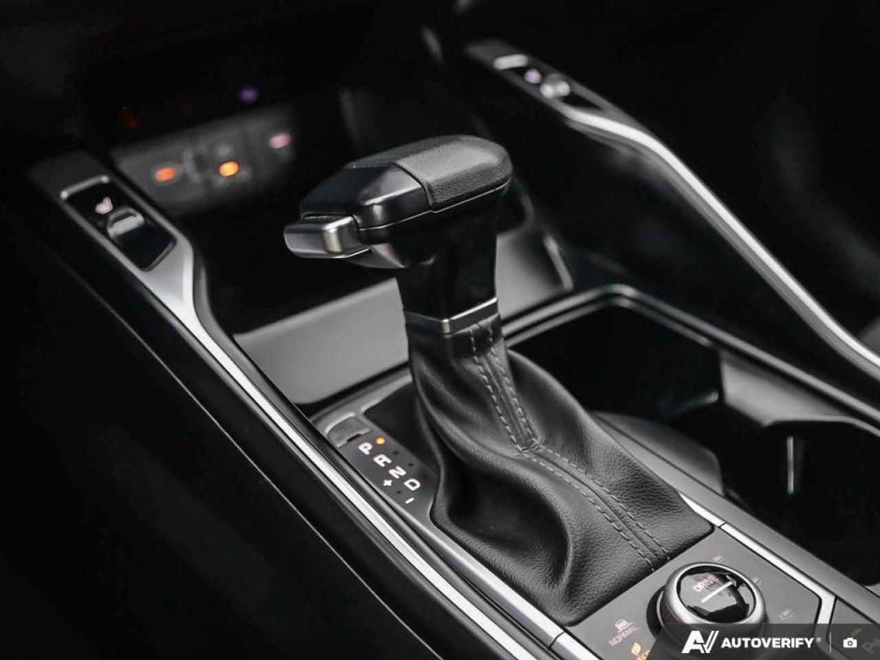 2024 Kia Sorento LX   AWD   Heated Seats   Apple CarPlay   Backup C Photo