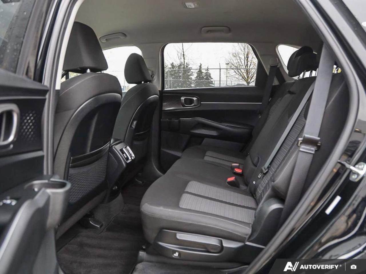 2024 Kia Sorento LX   AWD   Heated Seats   Apple CarPlay   Backup C Photo