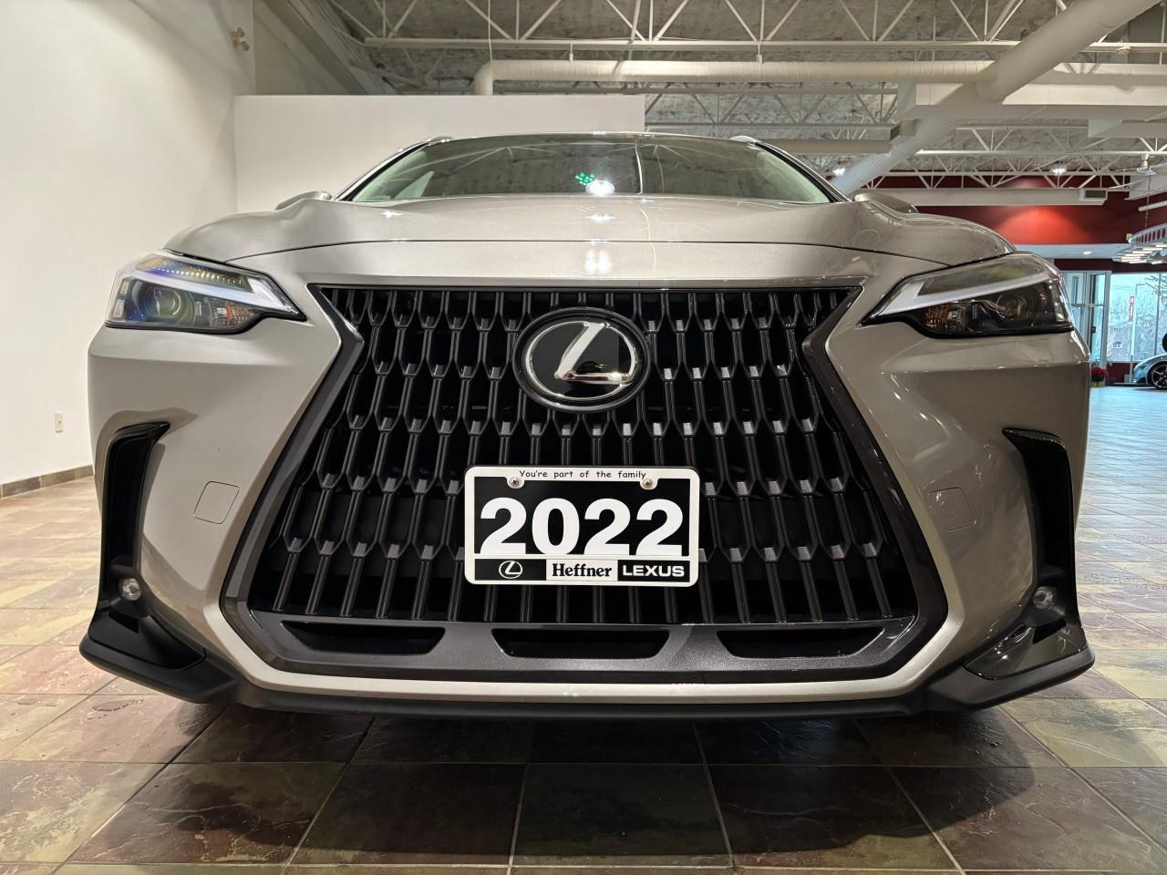 2022 Lexus NX 350h PREMIUM PACKAGE   LEXUS CERTIFIED PRE-OWNED   CARF Photo3
