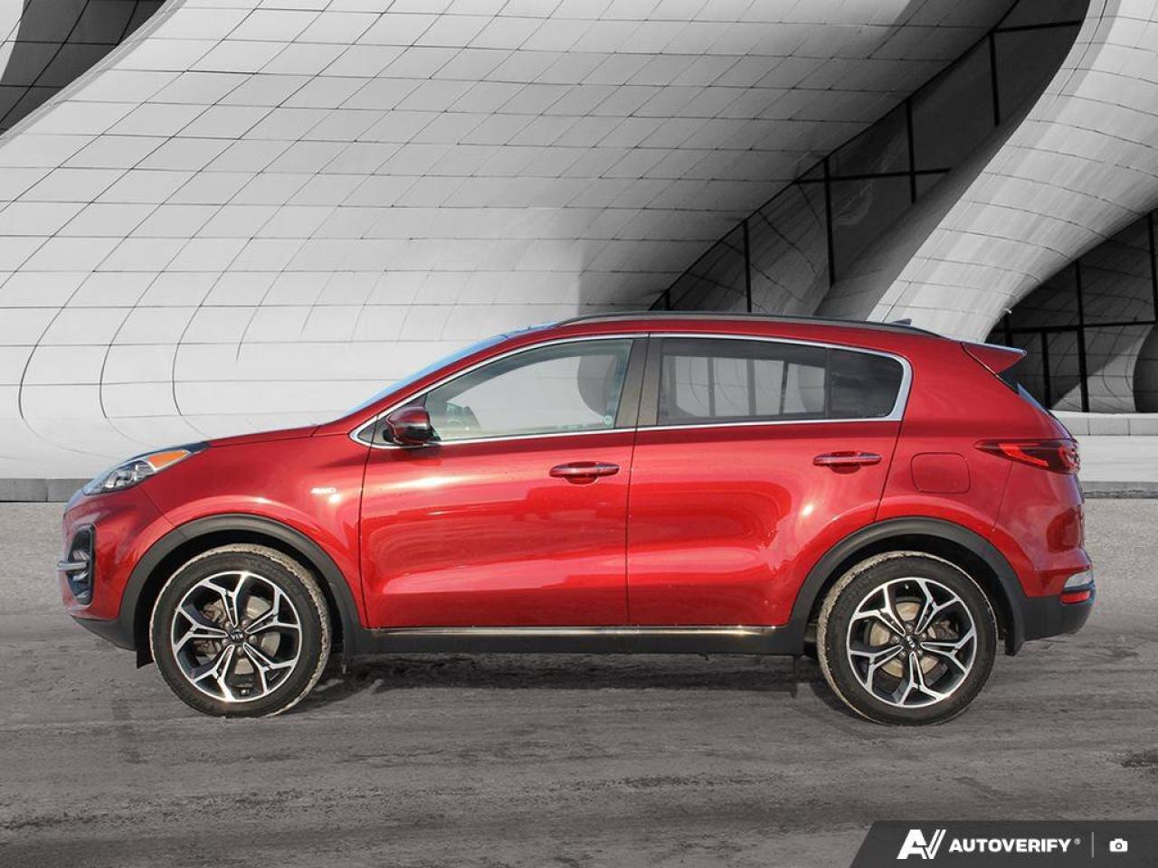 2022 Kia Sportage SX   AWD   Apple CarPlay   Heated & Cooled Seats Photo