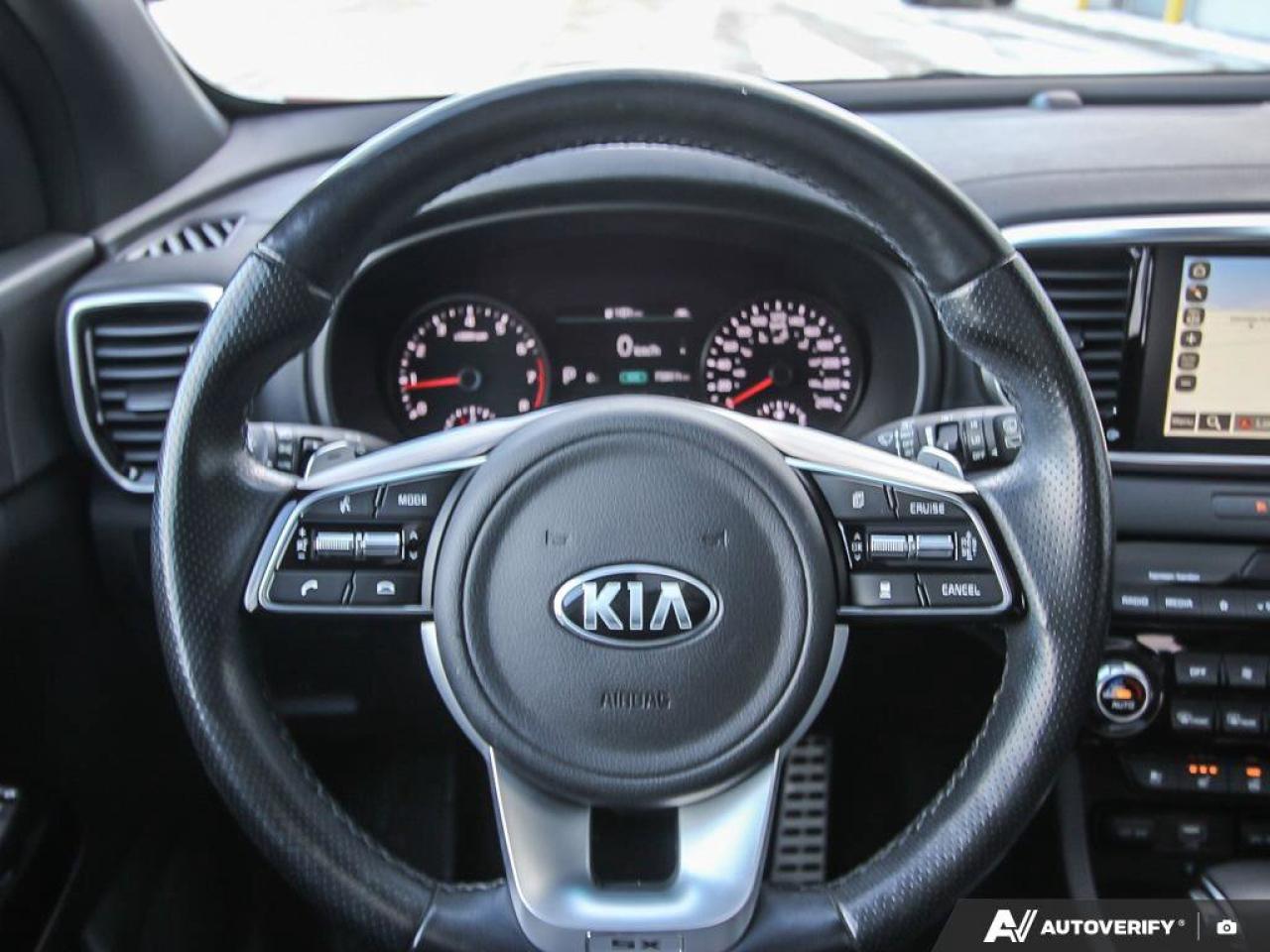 2022 Kia Sportage SX   AWD   Apple CarPlay   Heated & Cooled Seats Photo