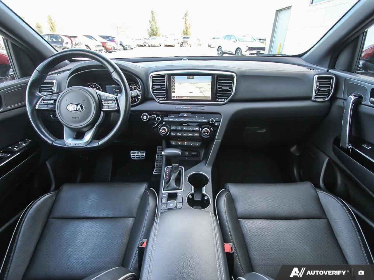 2022 Kia Sportage SX   AWD   Apple CarPlay   Heated & Cooled Seats Photo