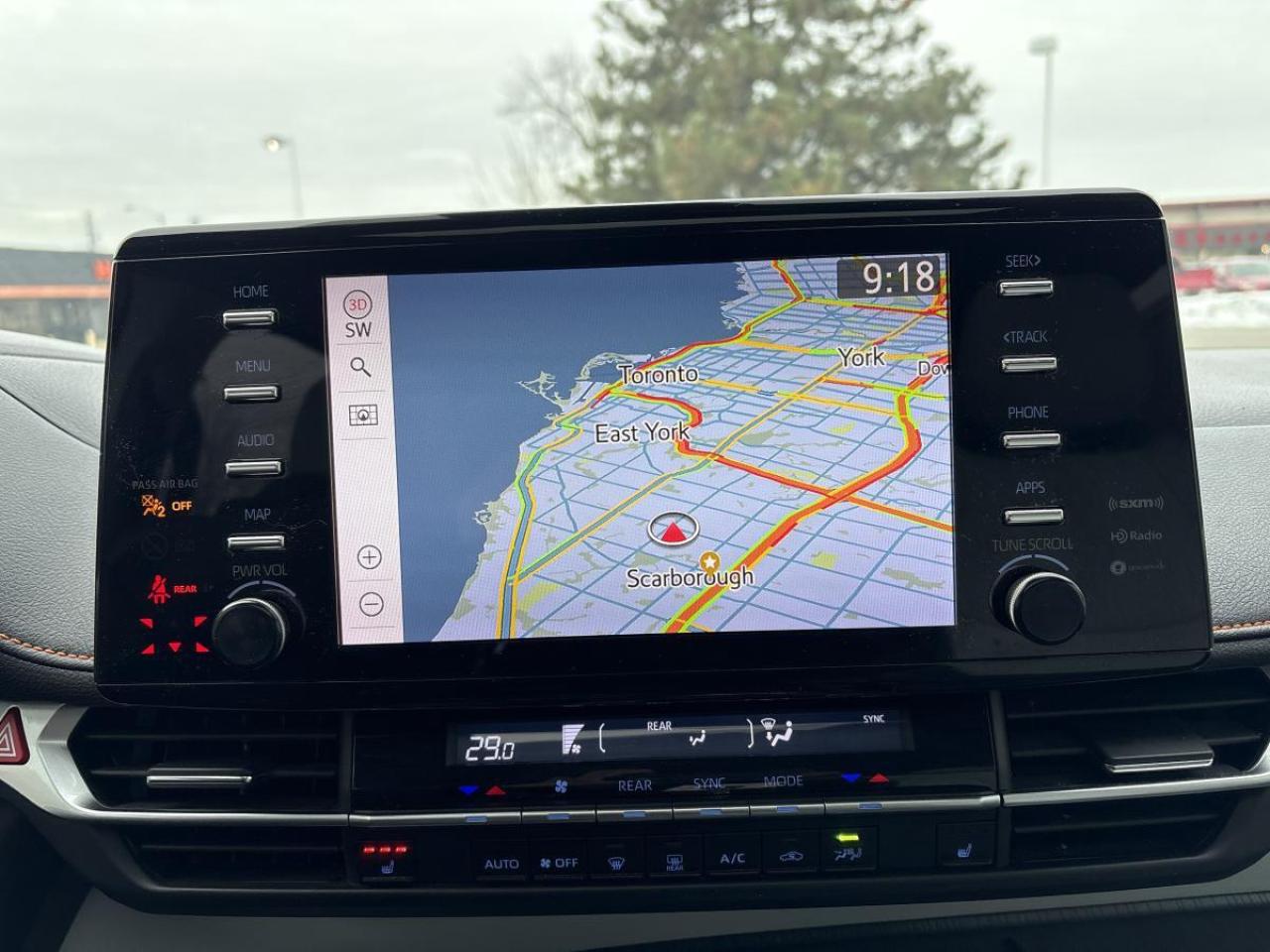 2021 Toyota Sienna XSE Photo