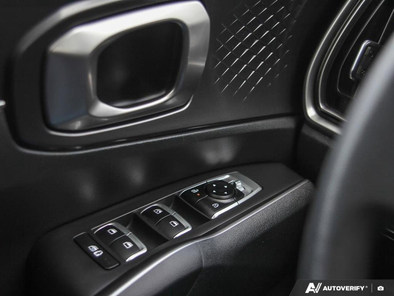 2024 Kia Sorento LX AWD   Apple CarPlay   Heated Seats   BackUp Cam Photo