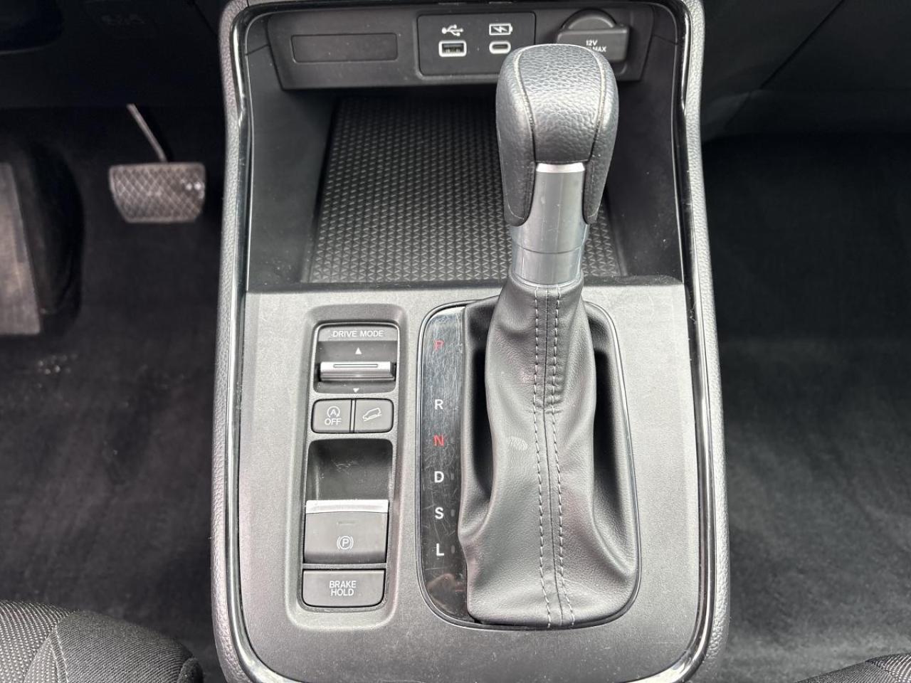 2024 Honda CR-V LX Comes with 2 sets of Tires/Rims! Photo