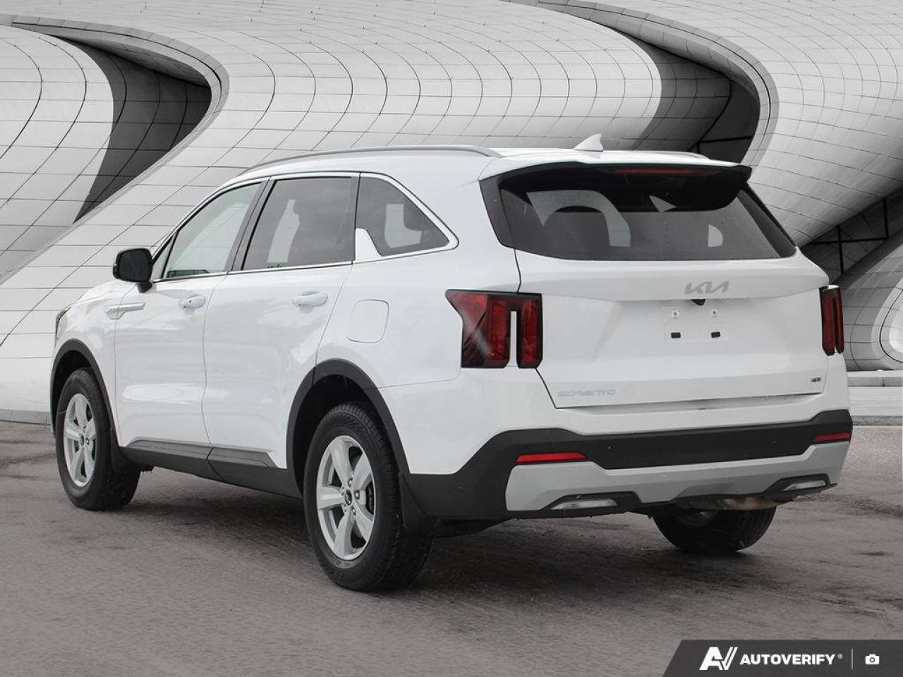 2024 Kia Sorento LX   AWD   Heated Seats   Apple CarPlay   Backup C Photo3