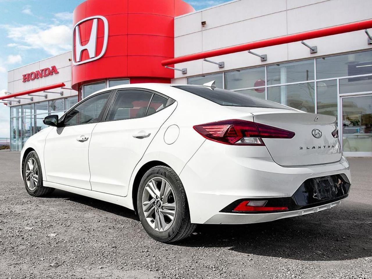 2019 Hyundai Elantra Preferred Photo