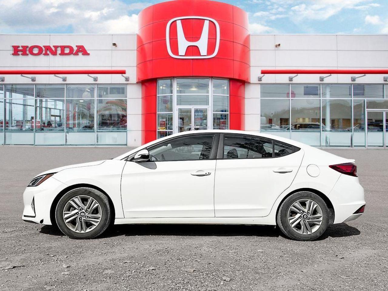 2019 Hyundai Elantra Preferred Photo2