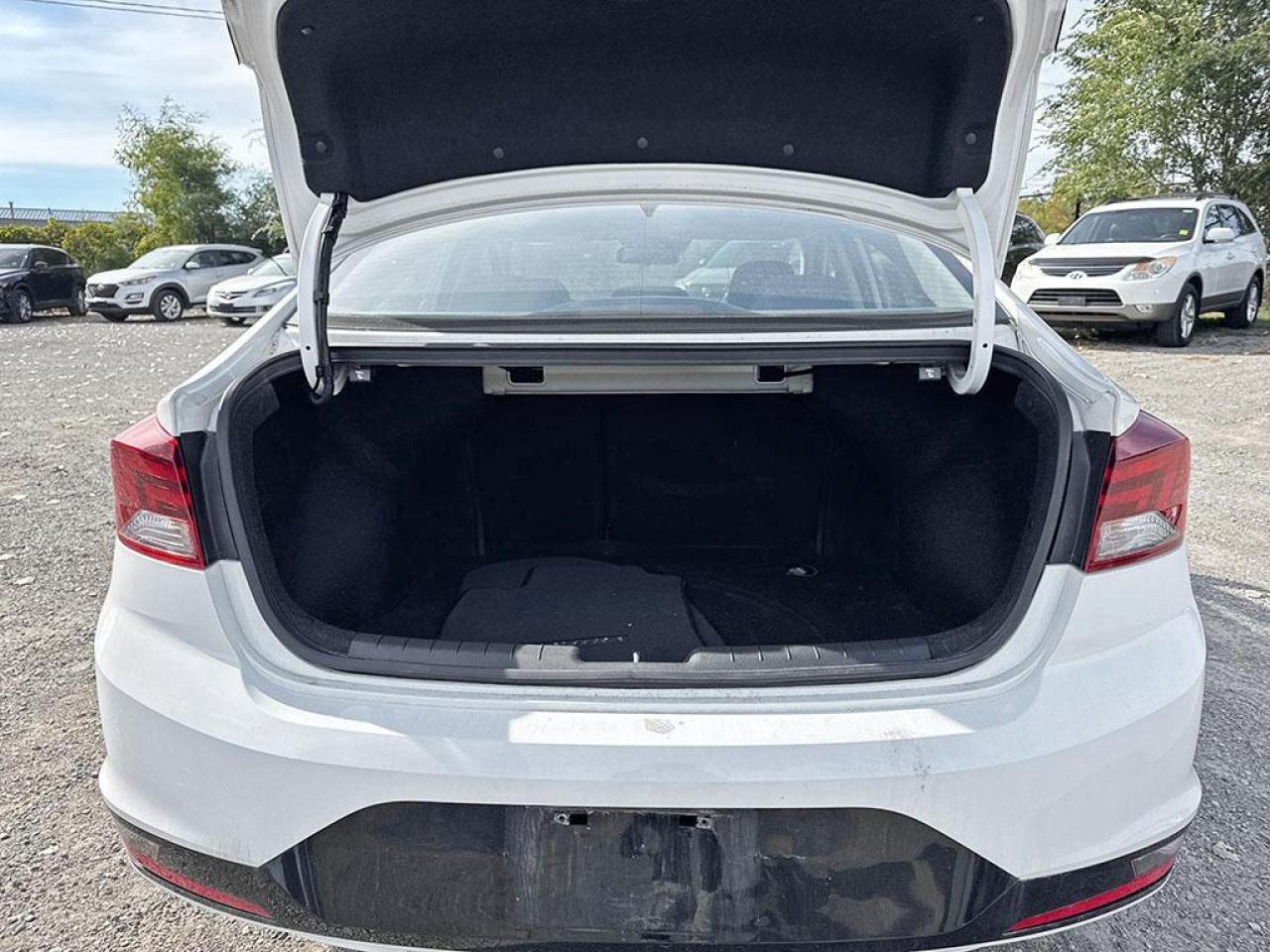 2019 Hyundai Elantra Preferred Photo