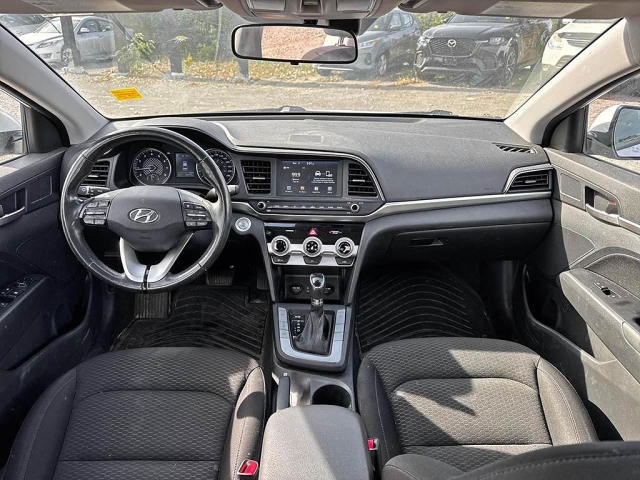 2019 Hyundai Elantra Preferred Photo