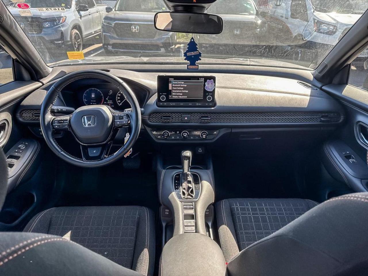 2025 Honda HR-V Sport Photo