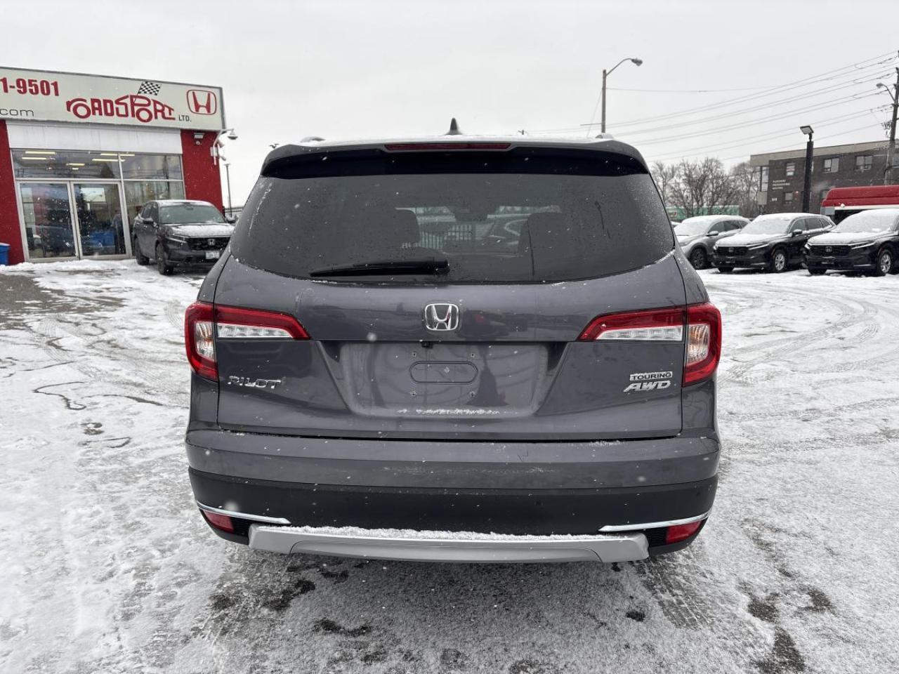 2021 Honda Pilot Touring Honda Certified New Tires Installed Photo2