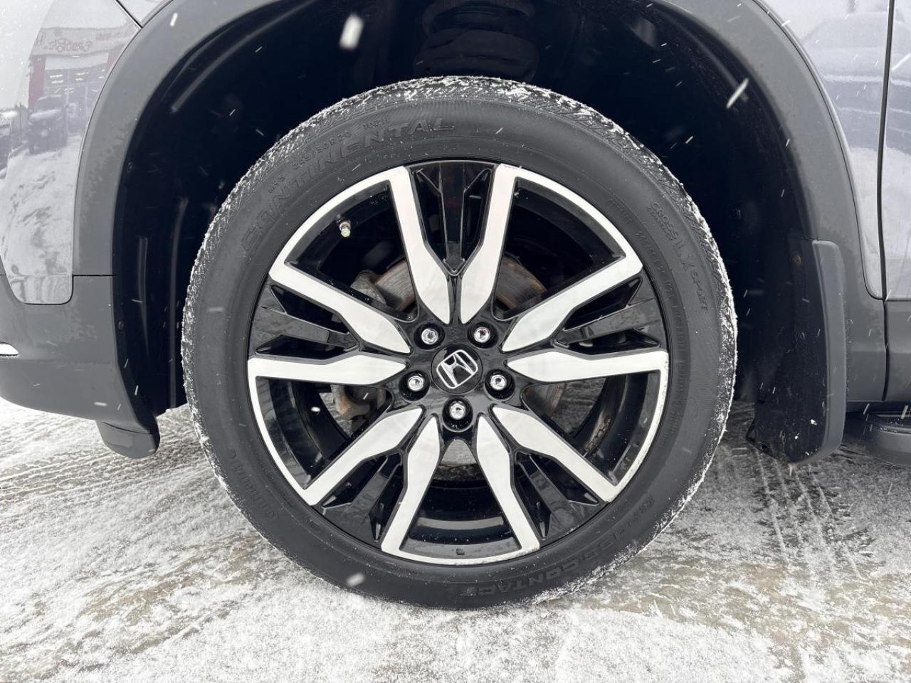 2021 Honda Pilot Touring Honda Certified New Tires Installed Photo