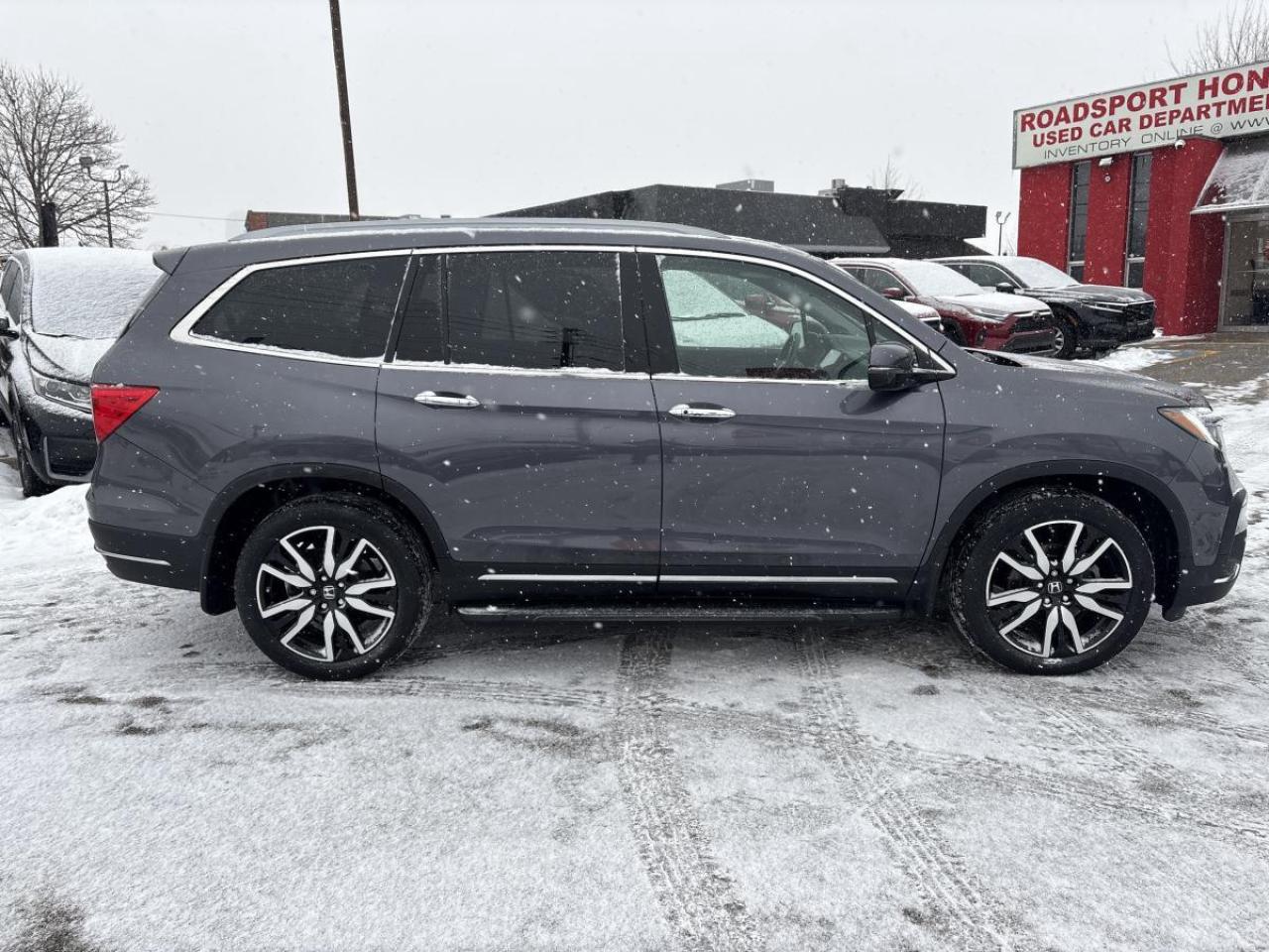 2021 Honda Pilot Touring Honda Certified New Tires Installed Photo