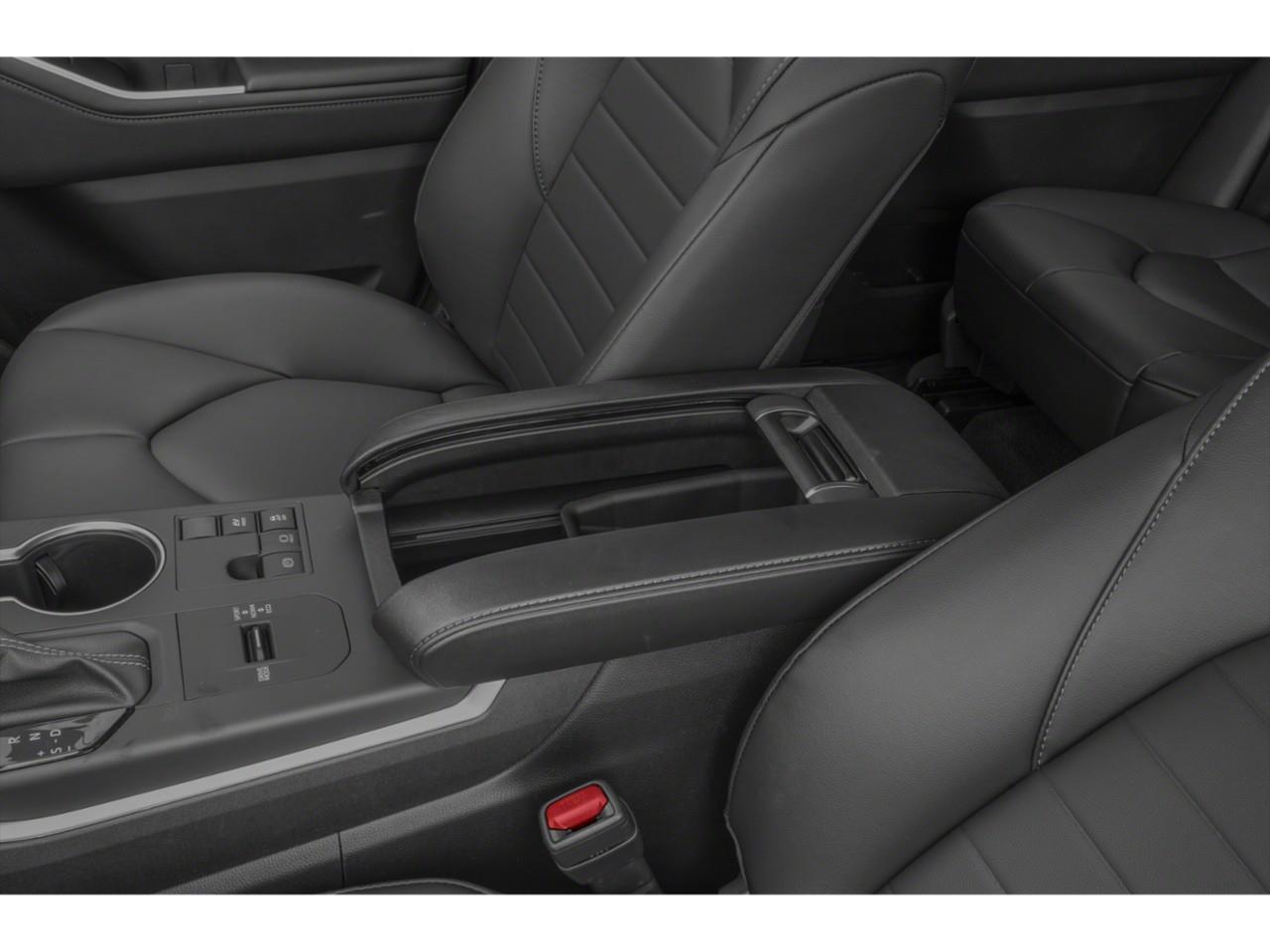 2025 Toyota Highlander Hybrid XLE Photo