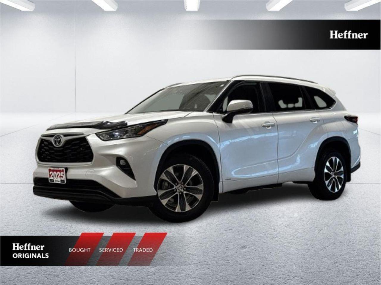 2025 Toyota Highlander Hybrid XLE Photo0