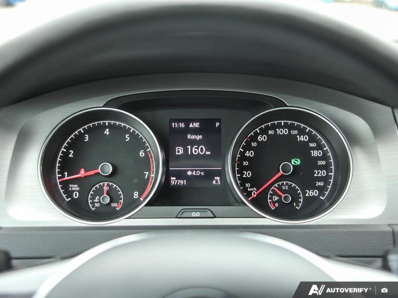 2017 Volkswagen Golf SportWagen GOLF Photo