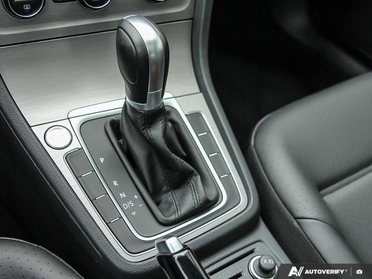 2017 Volkswagen Golf SportWagen GOLF Photo