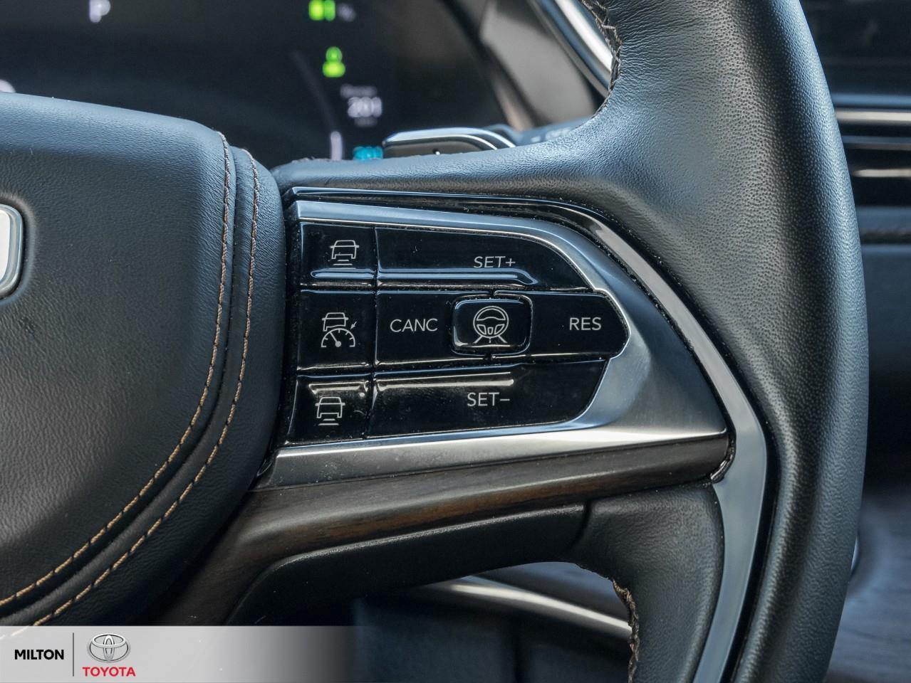 2022 Jeep Grand Cherokee 4xe LEATHER PANORAMIC SUNROOF SEATBACK VIDEO SCREENS M Photo