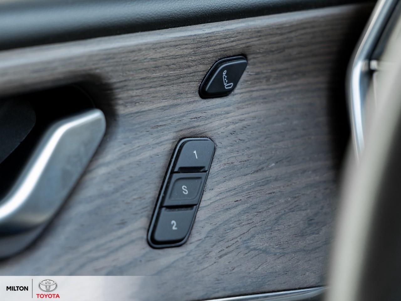 2022 Jeep Grand Cherokee 4xe LEATHER PANORAMIC SUNROOF SEATBACK VIDEO SCREENS M Photo