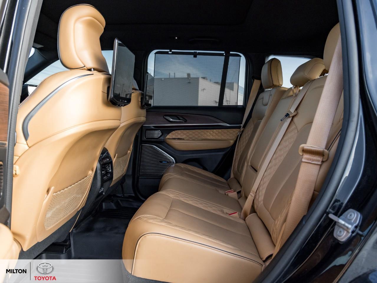 2022 Jeep Grand Cherokee 4xe LEATHER PANORAMIC SUNROOF SEATBACK VIDEO SCREENS M Photo