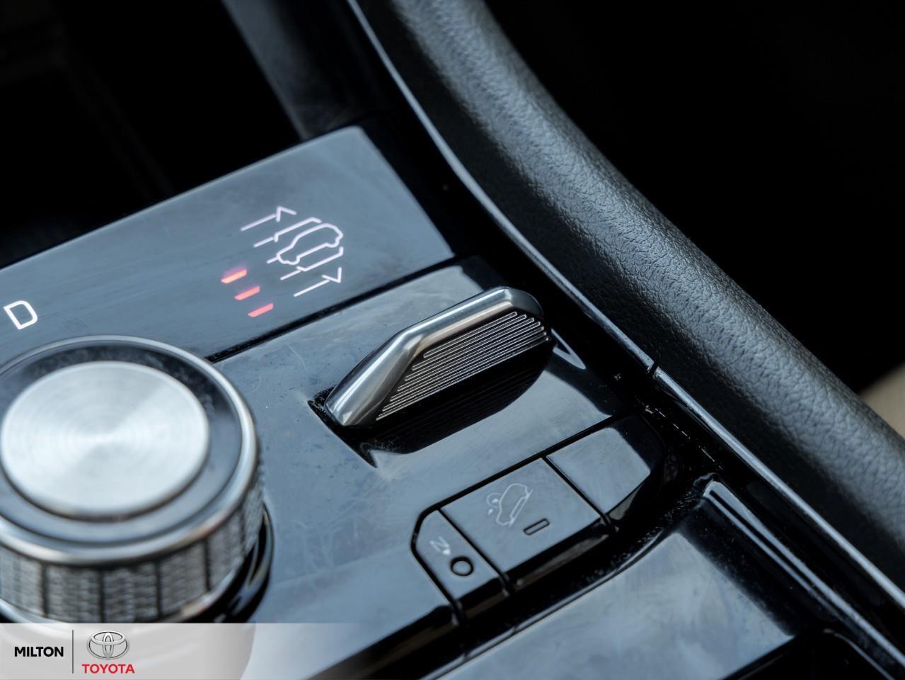 2022 Jeep Grand Cherokee 4xe LEATHER PANORAMIC SUNROOF SEATBACK VIDEO SCREENS M Photo