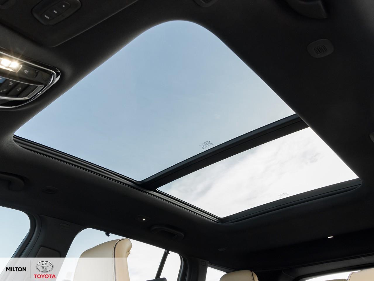 2022 Jeep Grand Cherokee 4xe LEATHER PANORAMIC SUNROOF SEATBACK VIDEO SCREENS M Photo