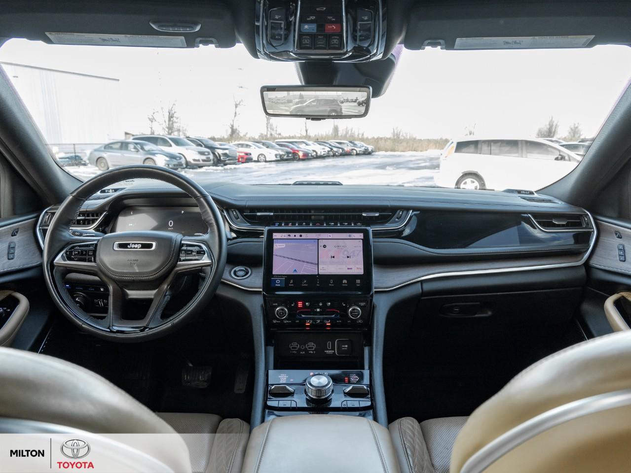 2022 Jeep Grand Cherokee 4xe LEATHER PANORAMIC SUNROOF SEATBACK VIDEO SCREENS M Photo