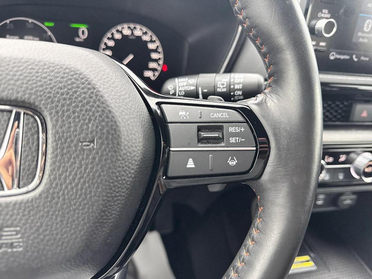 2025 Honda CR-V Hybrid Touring Photo