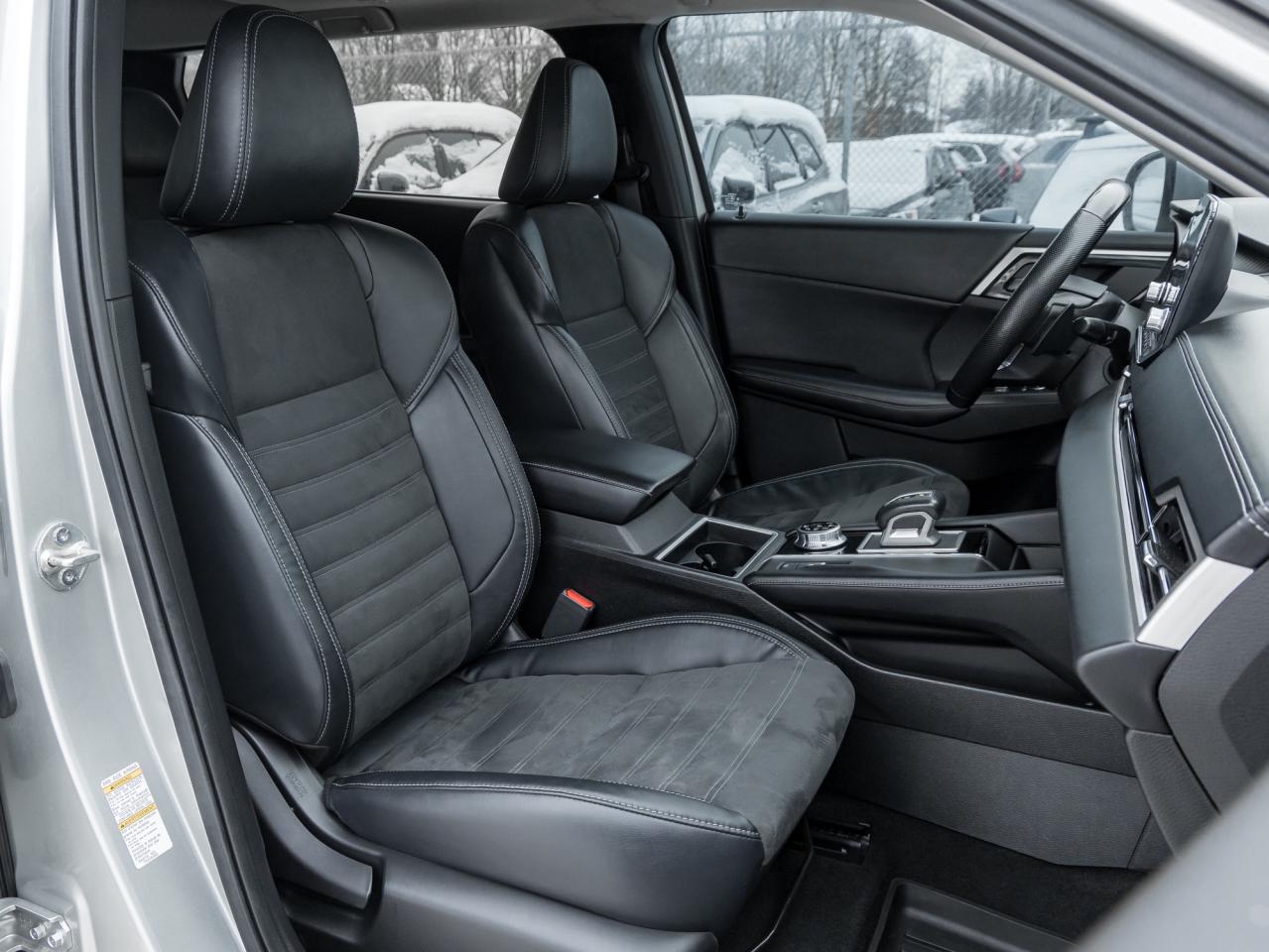 2022 Mitsubishi Outlander LE Premium S-AWC   CPO FINANCE RATES FOR 0.90% Photo