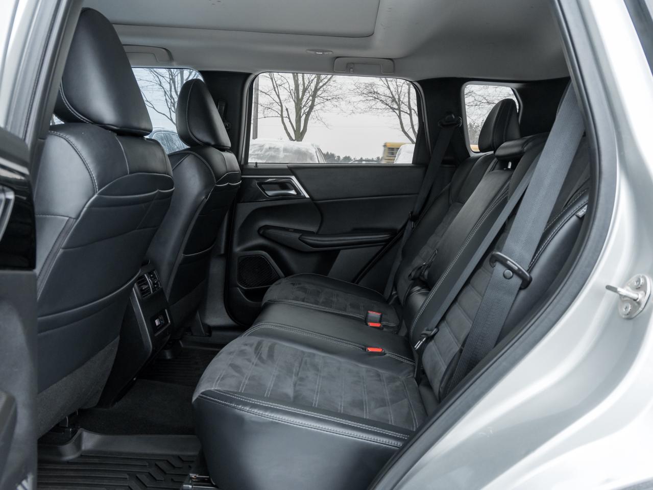 2022 Mitsubishi Outlander LE Premium S-AWC   CPO FINANCE RATES FOR 0.90% Photo