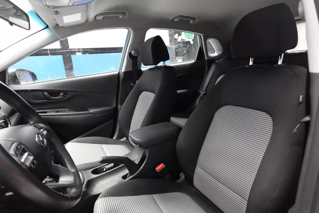 2020 Hyundai KONA PREFERRED   HEATED SEATS   HEATED WHEEL   APPLE CA Photo