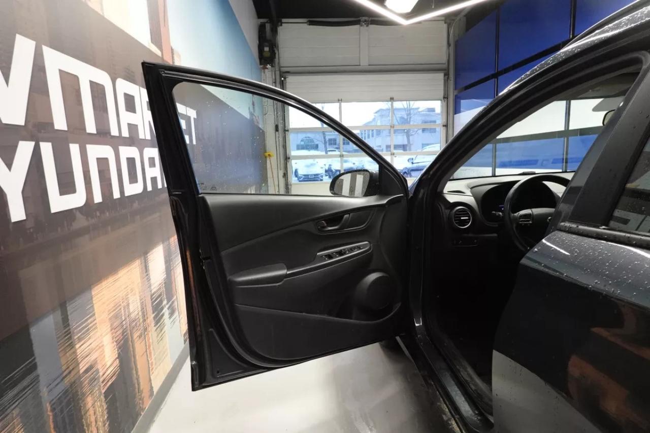 2020 Hyundai KONA PREFERRED   HEATED SEATS   HEATED WHEEL   APPLE CA Photo