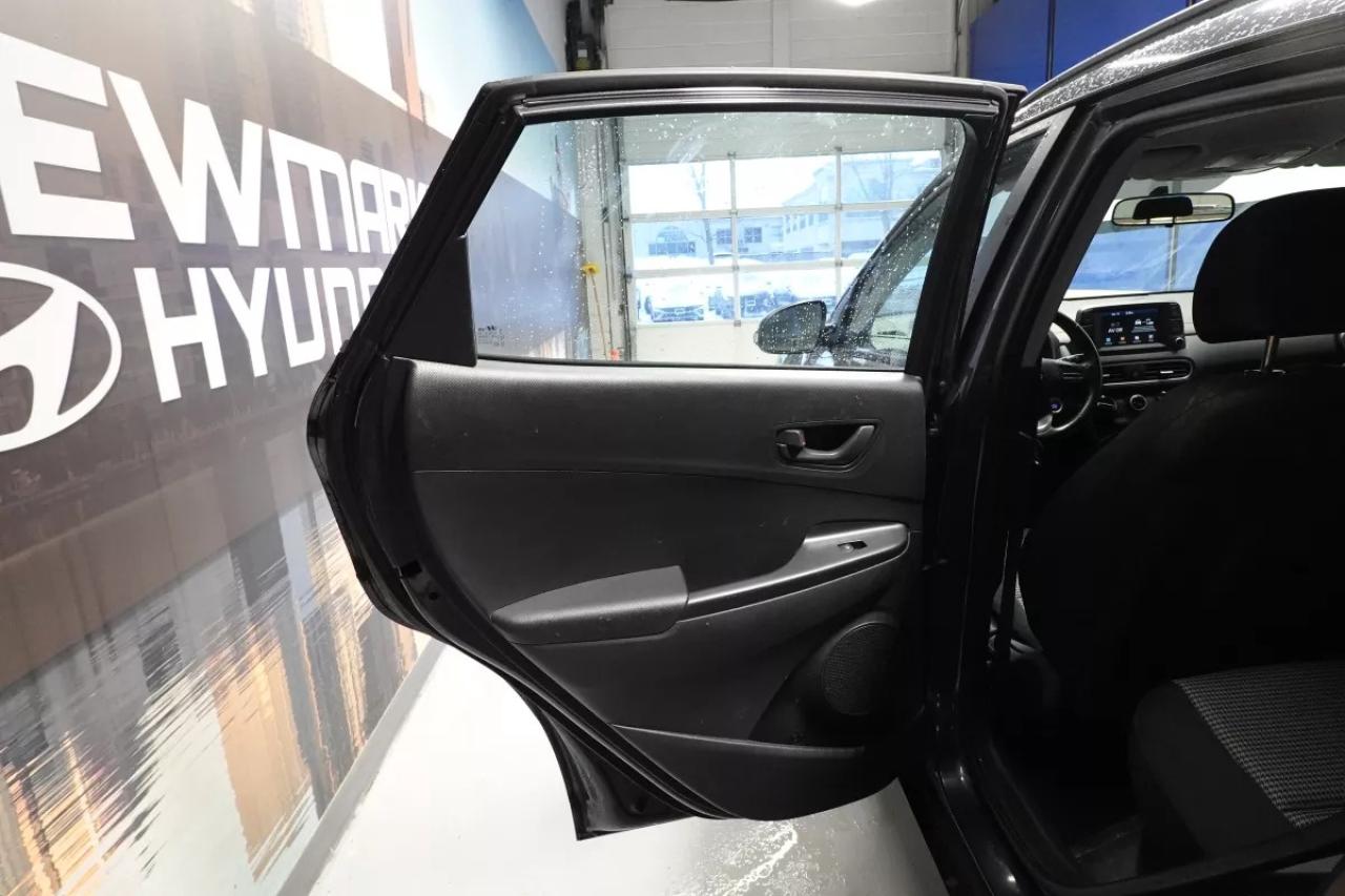 2020 Hyundai KONA PREFERRED   HEATED SEATS   HEATED WHEEL   APPLE CA Photo