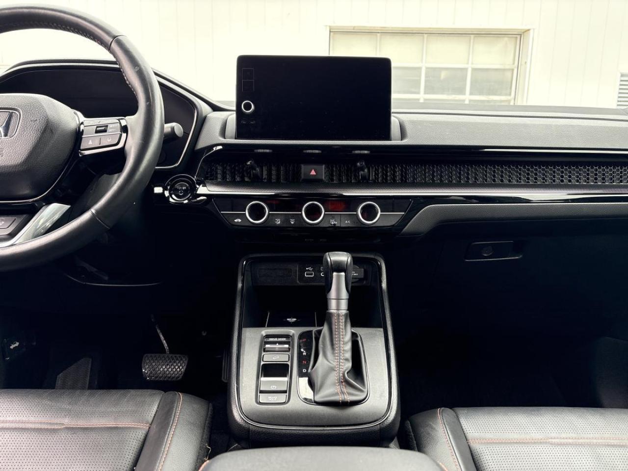 2024 Honda CR-V Hybrid Touring Honda Certified 7YR/160K Warranty Photo