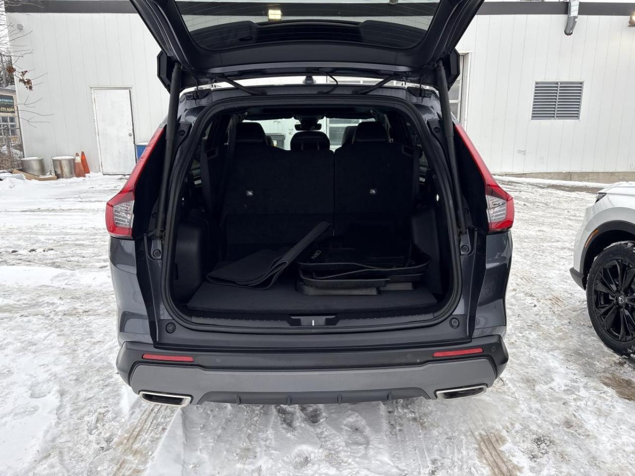 2024 Honda CR-V Hybrid Touring Honda Certified 7YR/160K Warranty Photo