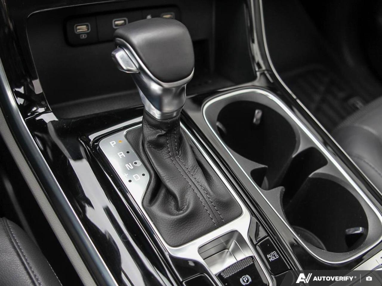 2022 Kia Carnival SX   Power Doors & Tailgate   Sunroof   Apple CarP Photo