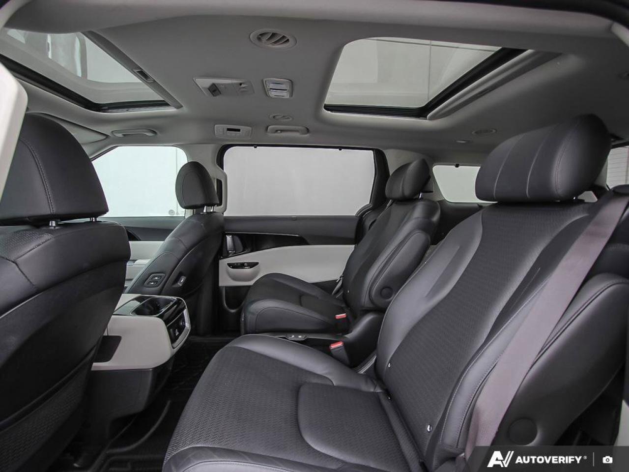 2022 Kia Carnival SX   Power Doors & Tailgate   Sunroof   Apple CarP Photo