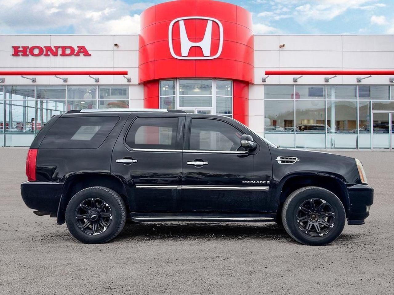 2008 Cadillac Escalade Base Photo